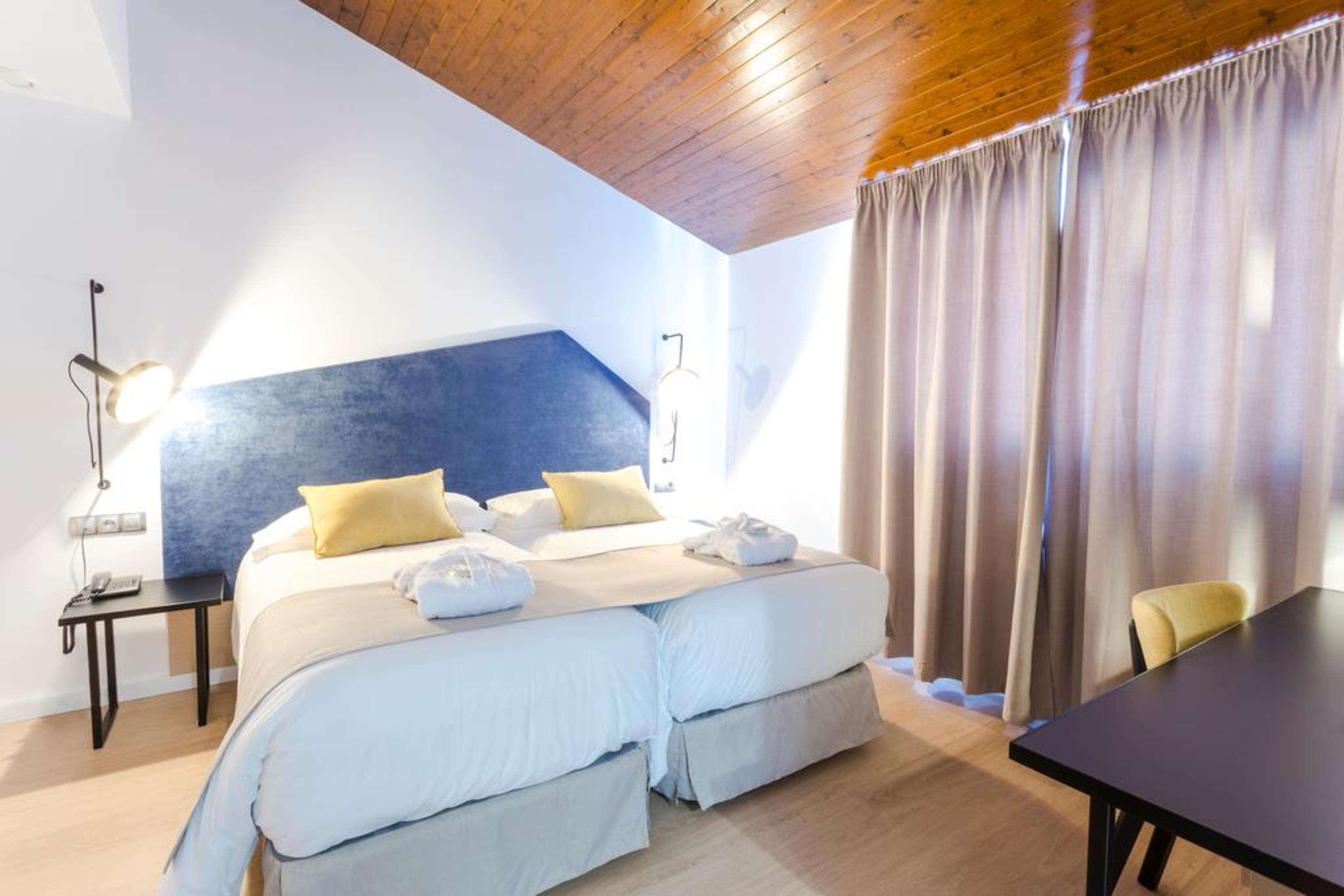 Aj Hotel And Spa Canillo Exterior photo